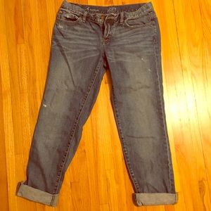 Distressed boyfriend jeans