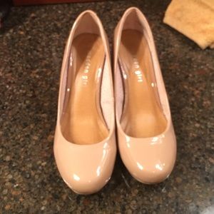Madden Girl nude pumps
