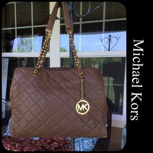 💯 Authentic MK Susannah Tote