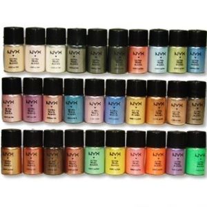 NYX Loose Pearl Eye Shadow. 40ct