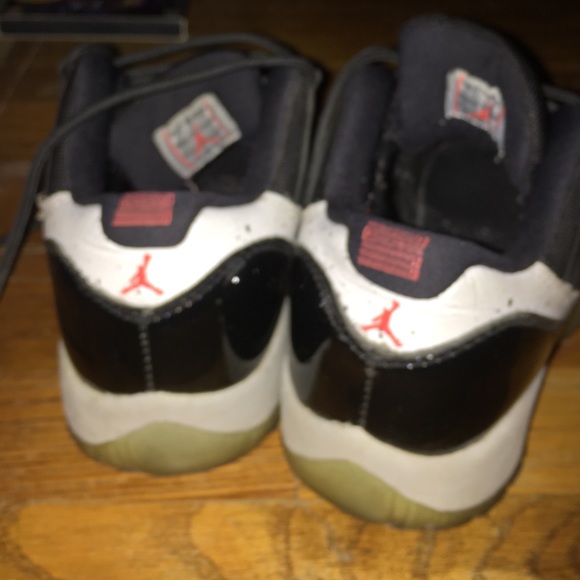 Jordan Infrared 11 's - Picture 2 of 4