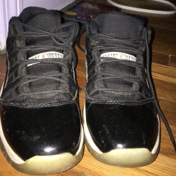 Jordan Infrared 11 's - Picture 3 of 4