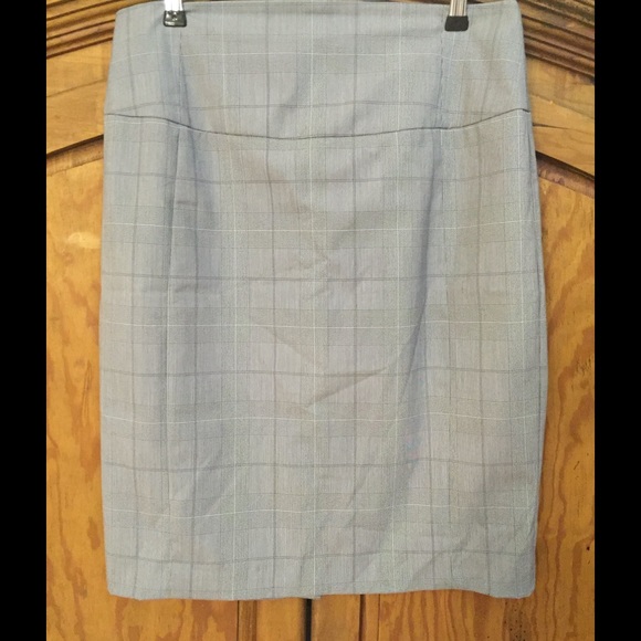 Express Dresses & Skirts - Express Pencil Skirt 🎀 Gray Size 12