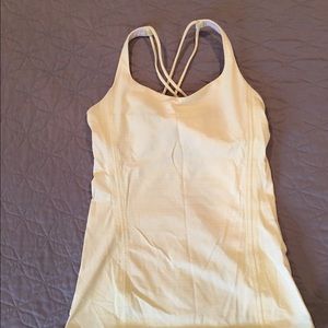 Lululemon Free To Be tank