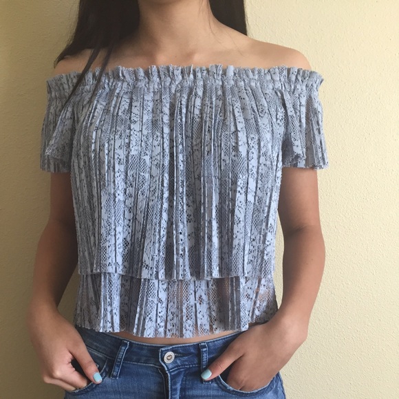 Zara Tops - Zara off the shoulder top
