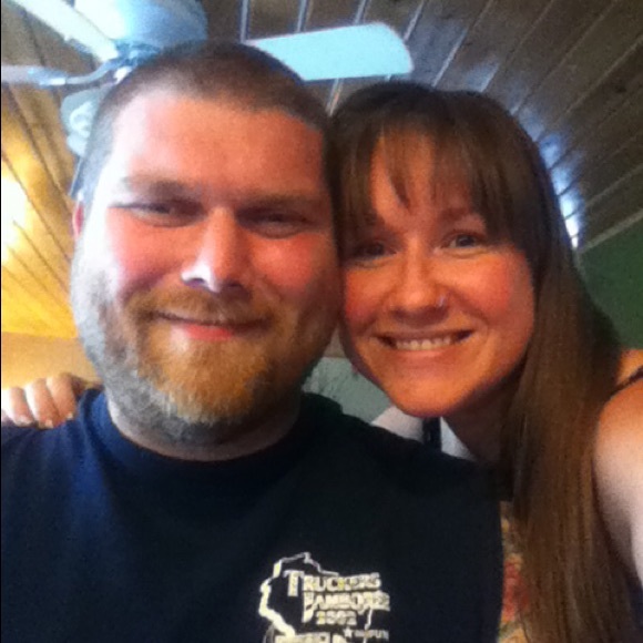 Meet your Posher, Leanne - Picture 2 of 4