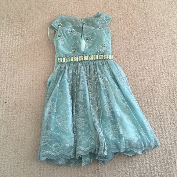 detailed lace prom style dress with lots of jewels - Picture 4 of 4