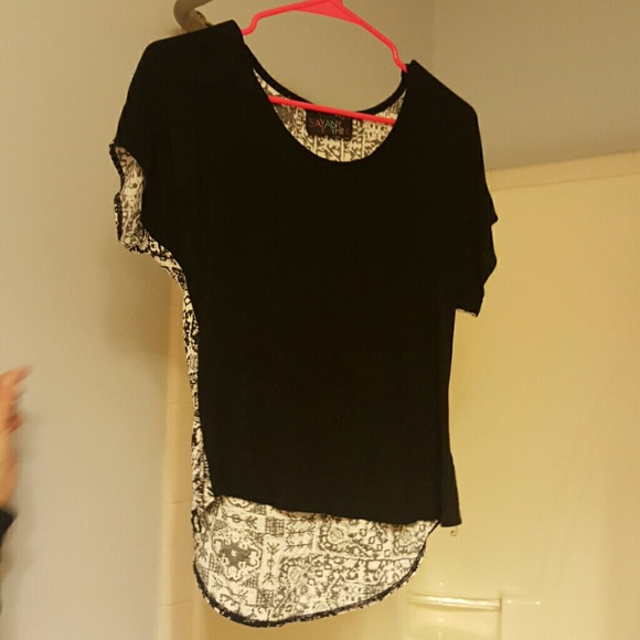 Black and white high low tee shirt