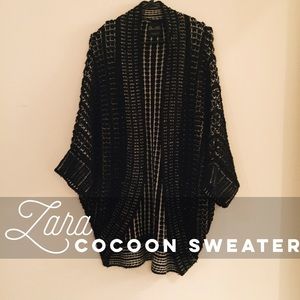 Zara Black and Cream Cocoon Sweater