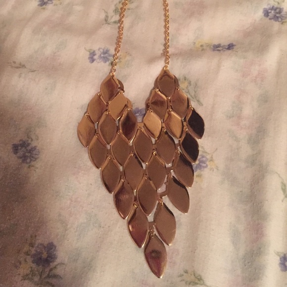 necklaces - Picture 2 of 3