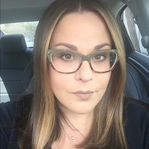 Meet your Posher, Stefanie