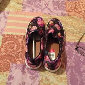 Floral Pumps Fashion Sneakers Size 10