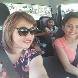Meet your Posher, Marcela