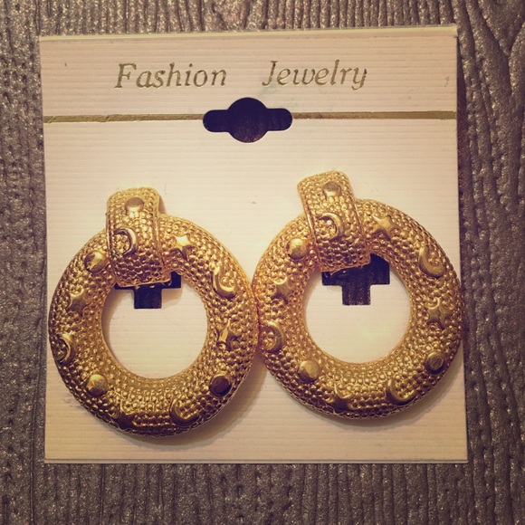 Fashion Clip-On Earrings