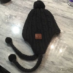Wifi enabled built in headphone winter hat