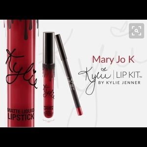 ❌BUNDLED❌ Kylie LIPKIT in MaryJo K