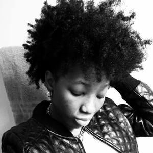 Meet your Posher, Dee dee