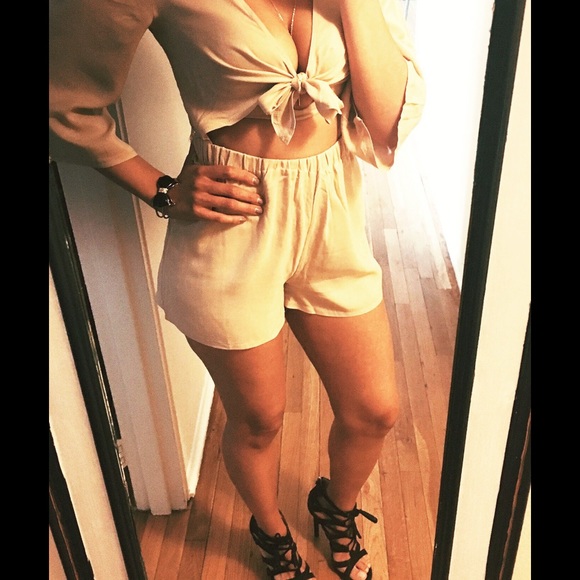 🐱 Kitty Kat Playsuit 🐱 - Picture 4 of 4