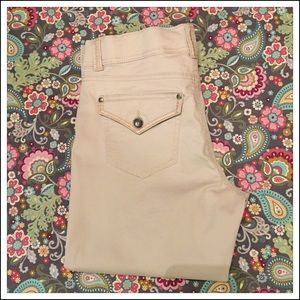 Khaki Capris Size 8