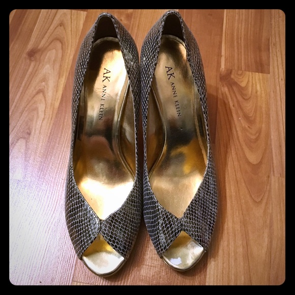 Anne Klein