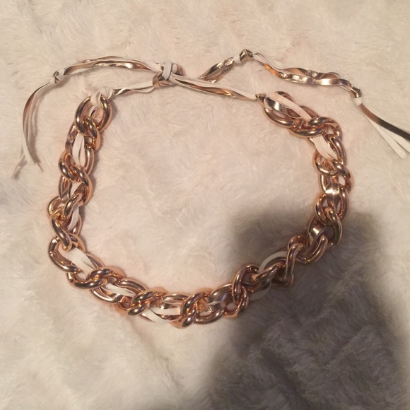 Gold and beige necklace