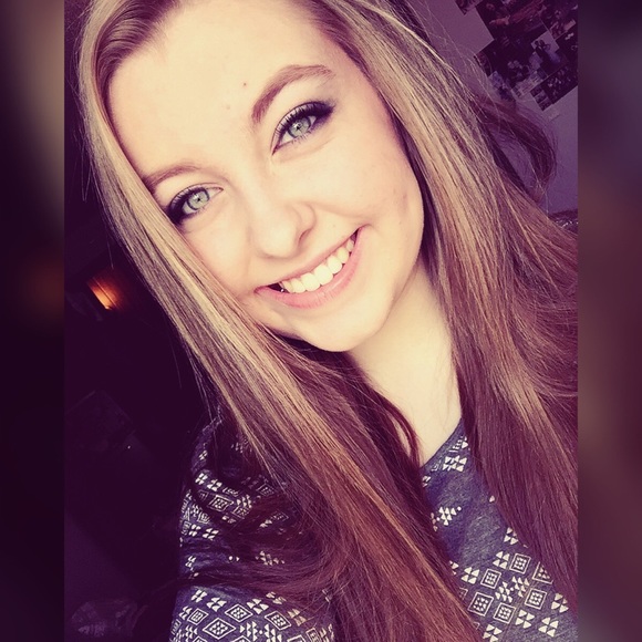 Meet your Posher, Darcie - Picture 1 of 1