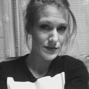 Meet your Posher, Desiree