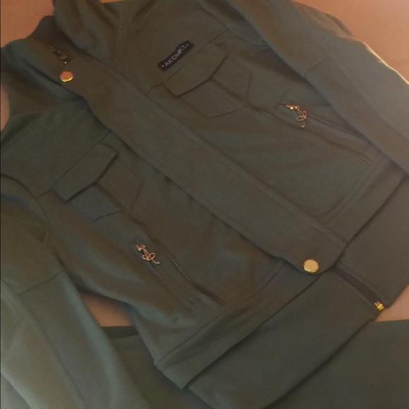 Akademiks Olive Green Sweatsuit