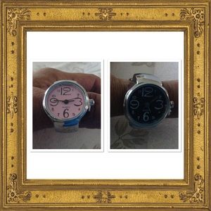 Finger watch