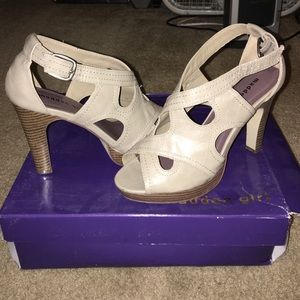 Brown/Tan Strappy Heels