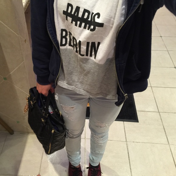 ❗️SOLD❗️Zara premium skinny jeans - Picture 4 of 4