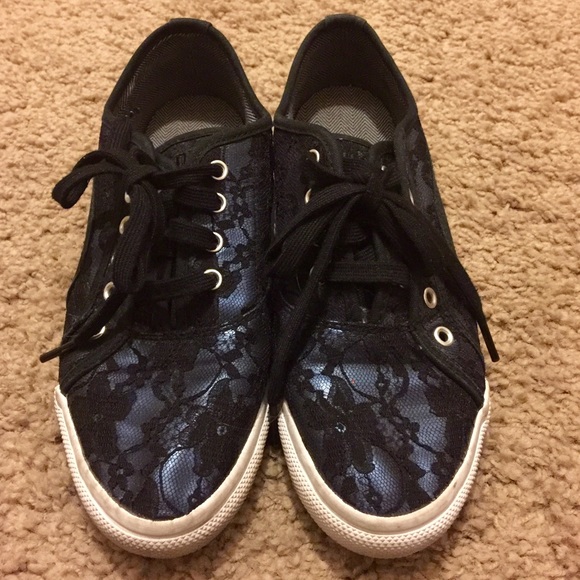 Navy blue/black lace overlay Pumas