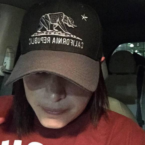 Meet your Posher, Kassandra - Picture 1 of 1