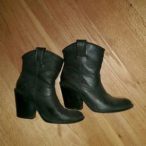 Black justfab booties