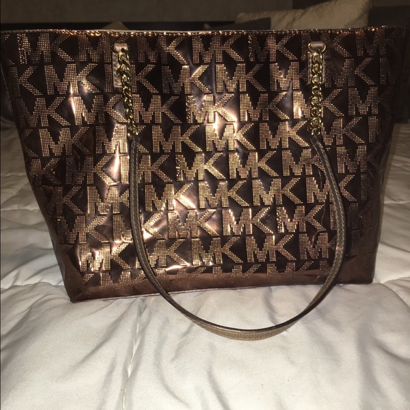 Michael Kors purse