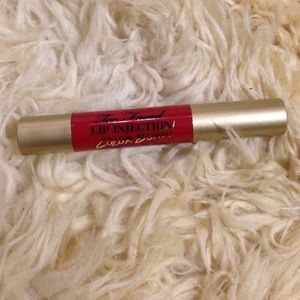 Too Faced Lip Injection