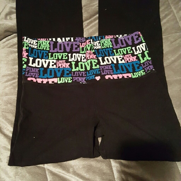 (**SOLD**)VS PINK medium yoga pants