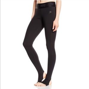 Nike stirrup leggings