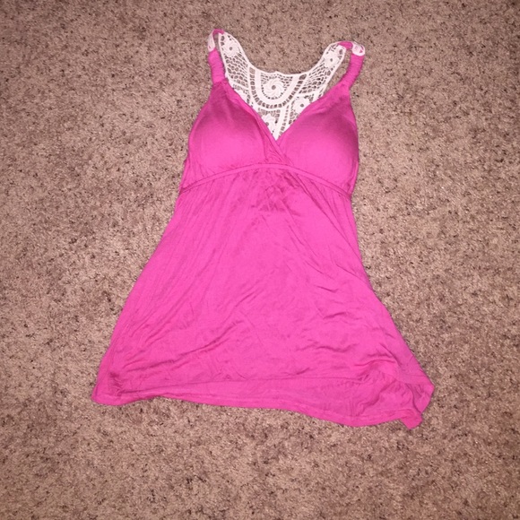 Pink padded top! 🎀