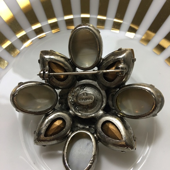 Graziano Brooch - Picture 3 of 4