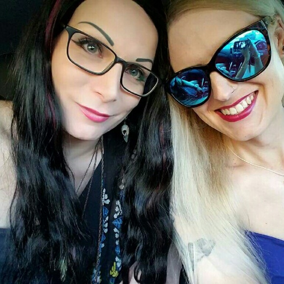 Meet your Posher, Jay - Picture 2 of 2