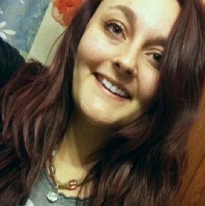 Meet your Posher, Holly