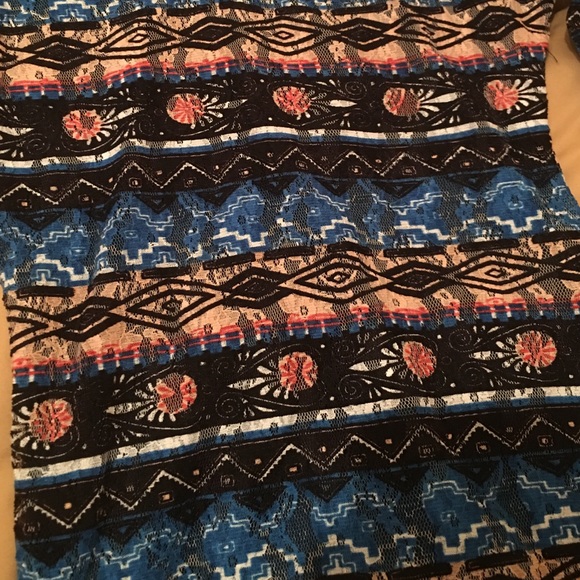 Small semi formal cocktail dress! - Picture 2 of 2