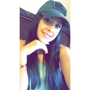 Meet your Posher, Sara