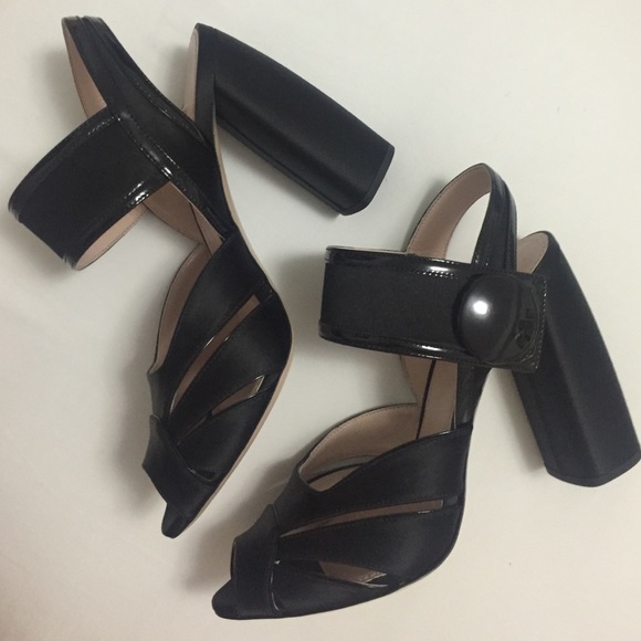 サンダル・ミュール MIU MIU Black Satin Sandals Miu miu, Black Satin Sandals.