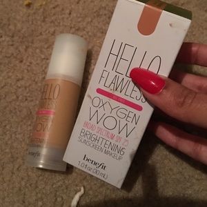 Benefit Toasted Beige