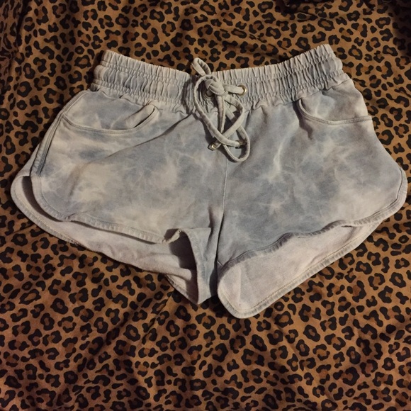 Jogger Acid Wash Shorties