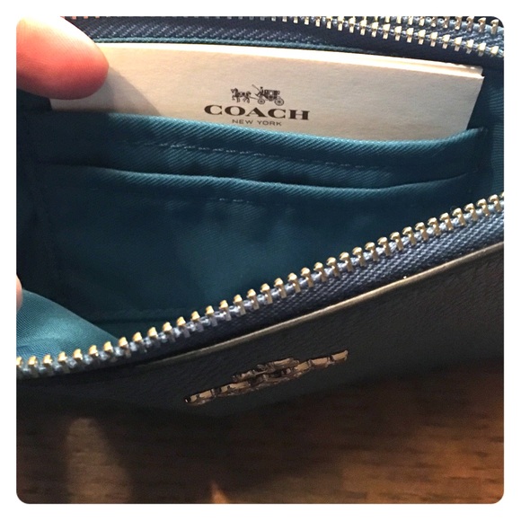 Extra pics for Coach Double Zip