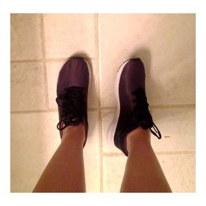 Dark Grey Women's Pumas