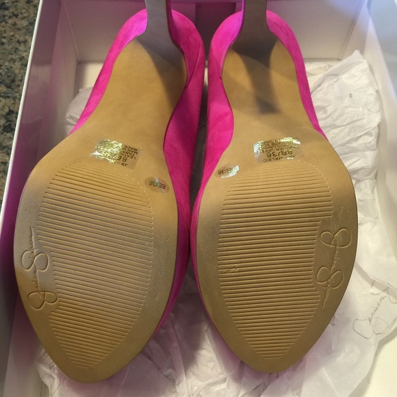 Jessica Simpson - Picture 3 of 3